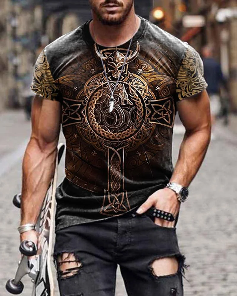 Slim-fit Short-sleeved Armor Graphic Poker Casual T-shirt
