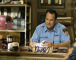 DAN AYKROYD LARRY & CHUCK GHOSTBUSTERS SIGNED 8X10 PIC