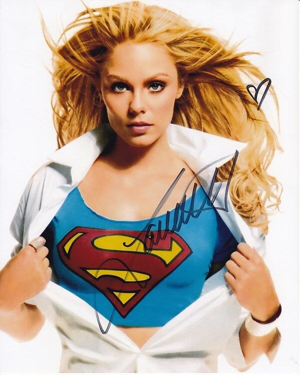 LAURA VANDERVOORT signed autographed SMALLVILLE SUPERGIRL KARA Photo Poster painting