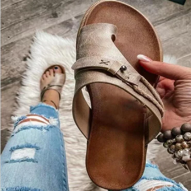 Women's sandals 2021 summer closed toe casual platform slippers fashion leather flat slippers plus size 35-43 zapatillas muje