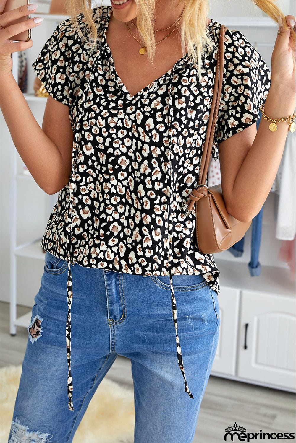 V-neck Short Sleeve Fashion Print Fantasy Fluttering Blouse