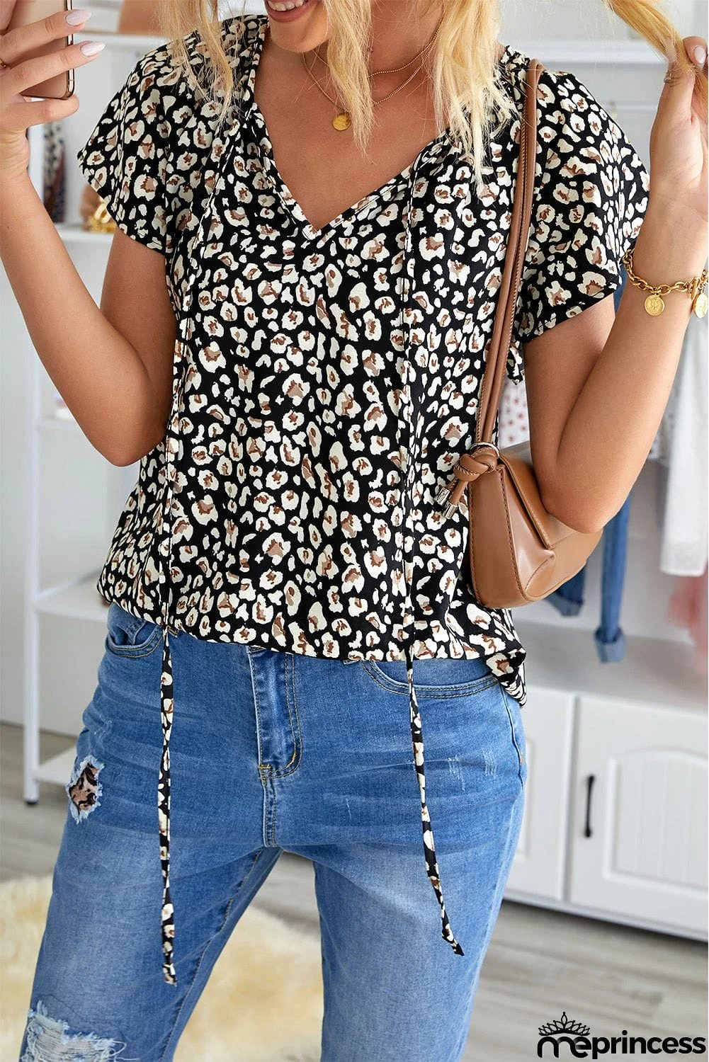 V-neck Short Sleeve Fashion Print Fantasy Fluttering Blouse