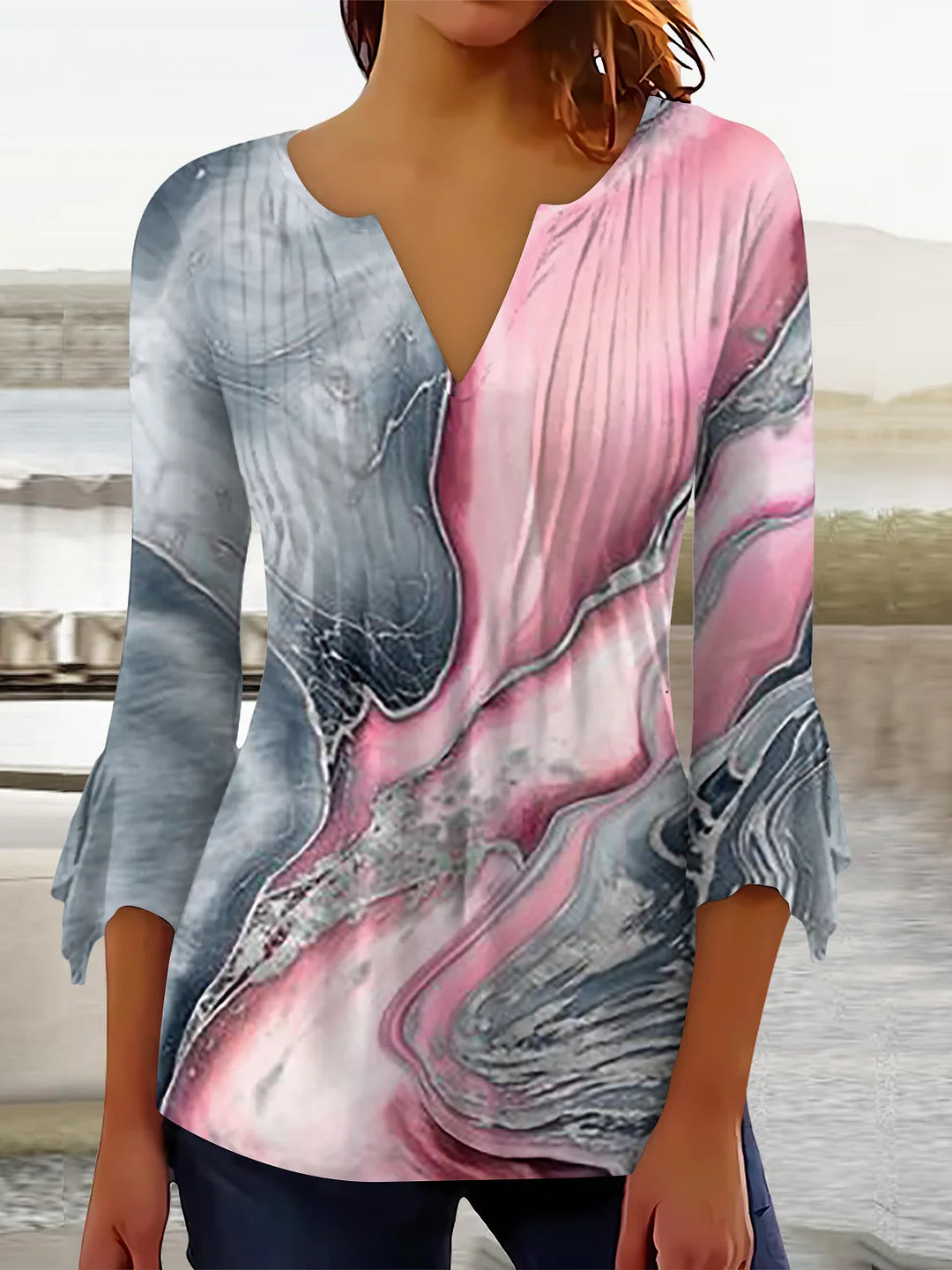 Women's 3/4 Sleeve V-neck Colorblock Graphic Printed Top