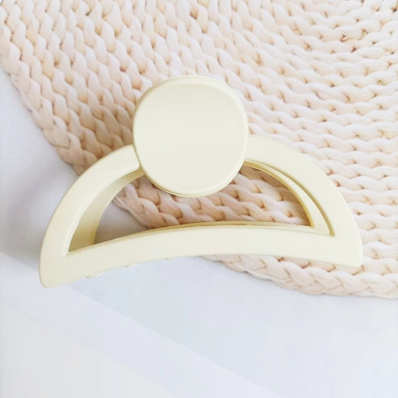 Milk Tea Color Grab Clip Girl’s Hair Grab Head Shark Clip Summer Hair Clip Hair Accessories