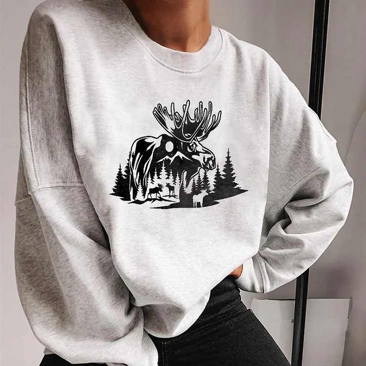 Vefave Forest Elk Print Sweatshirt