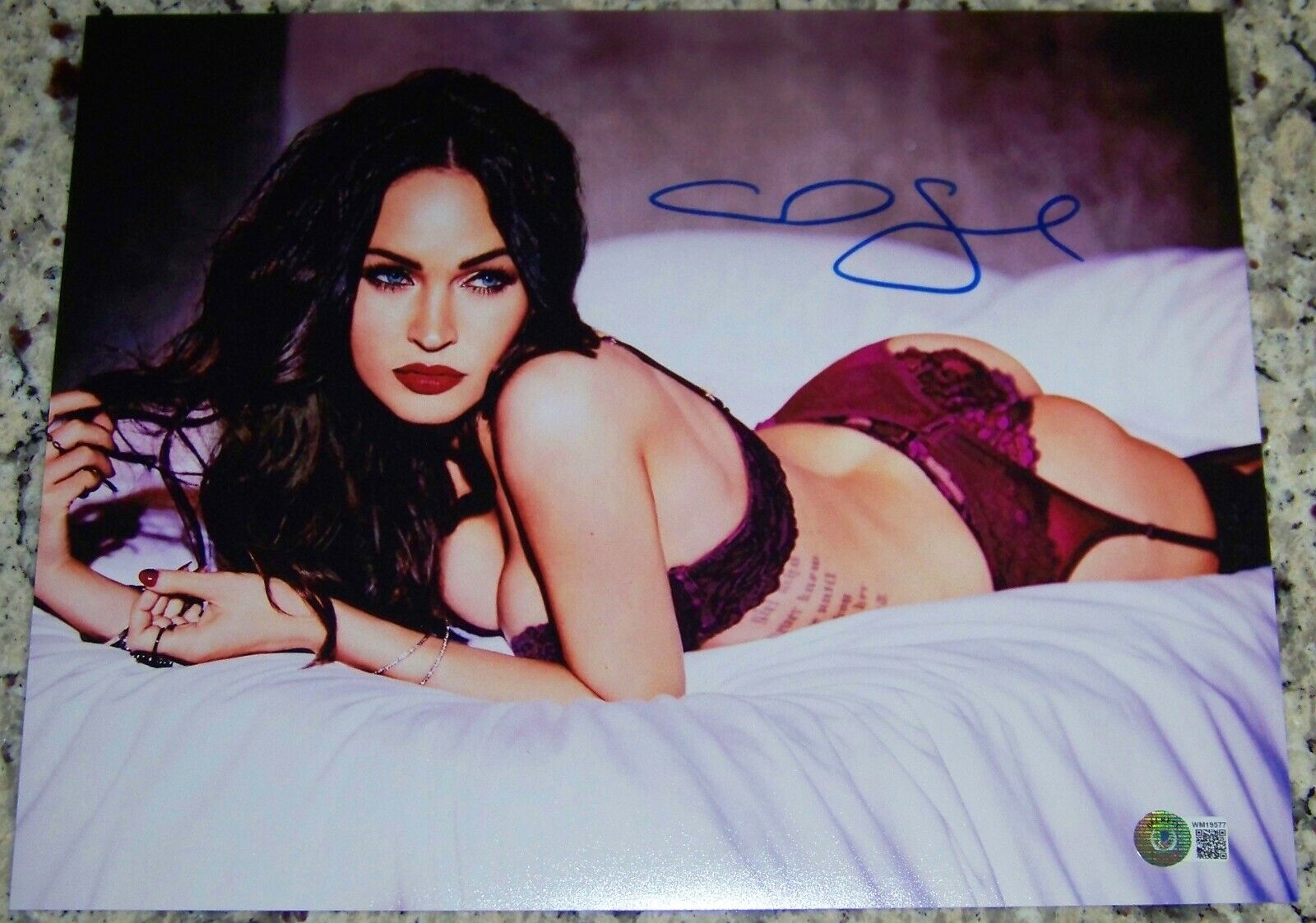 SIMPLY STUNNING! Megan Fox Signed Autographed 11x14 Photo Poster painting BAS Beckett Witnessed!