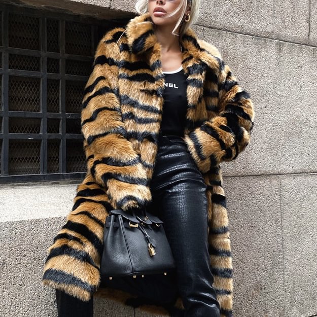 Trendy Color Contrasting Zebra Print Plush Coat