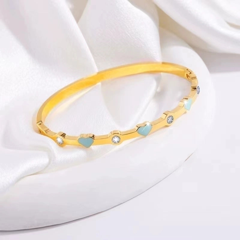 304 Stainless Steel 18K Gold Plated Sweet Minimalist Enamel Inlay Heart Shape Rhinestones Bangle