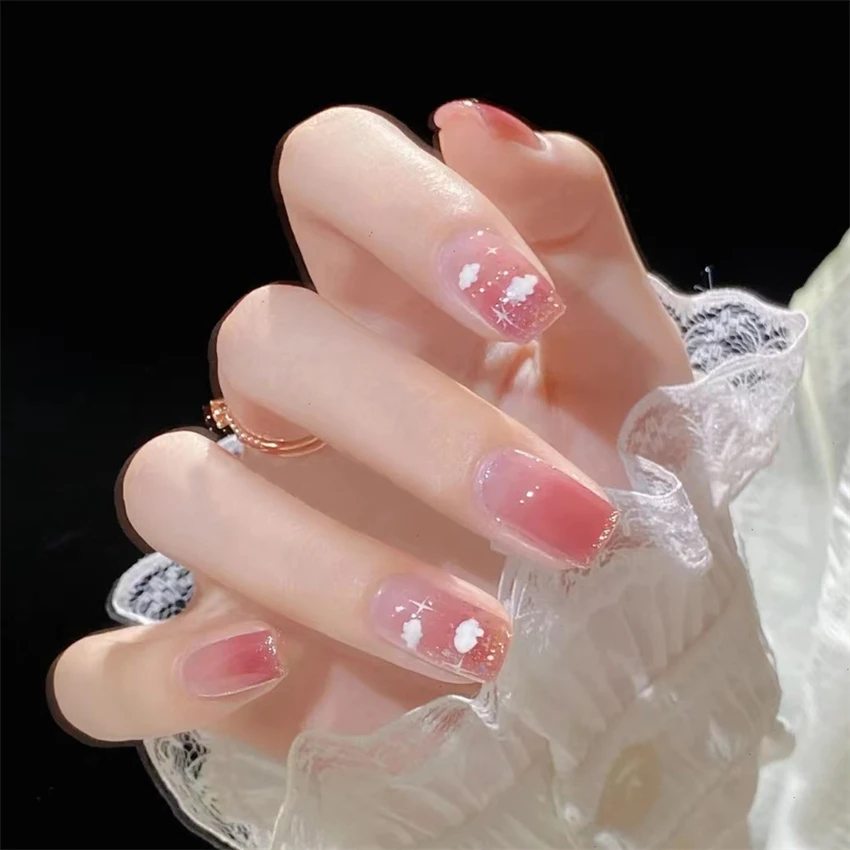 Qinice 24Pcs/Set Milkshake Diamond Lattice Wearing False Nails Tips Fall Winter Adhesive Fake Nails Removable French Press on Nail Art