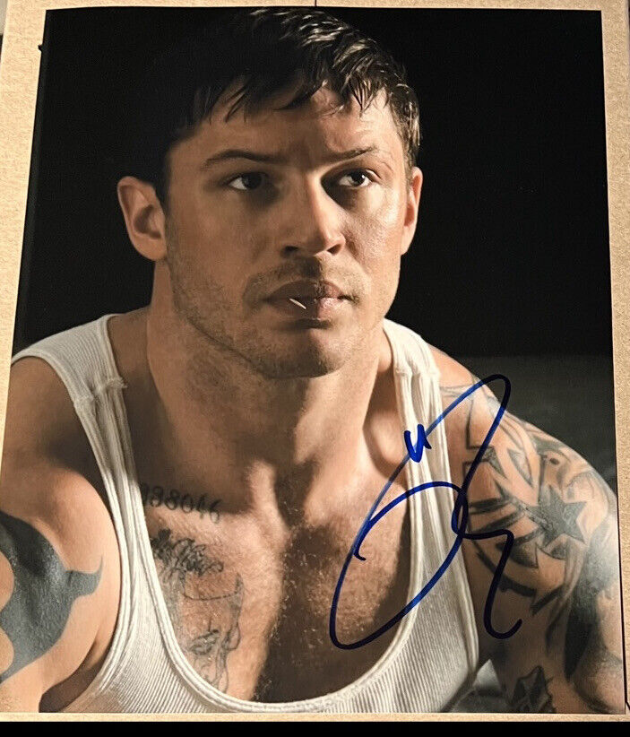 Tom Hardy signed Autographed 8x10 Photo Poster painting Sexy Venom Batman Legend Worrier