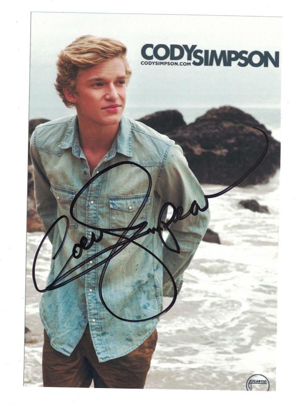 Cody Simpson Signed Autographed 4 x 6 Photo Poster painting Actor Singer Model Rare B