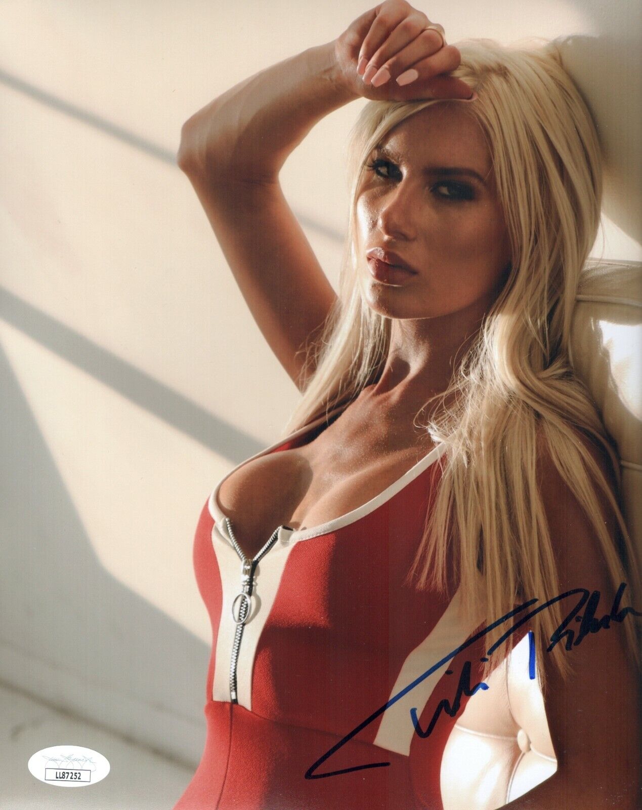 TITI PIKULA Hand Signed SEXY Model 8x10 Photo Poster painting IN PERSON Autograph JSA COA Cert