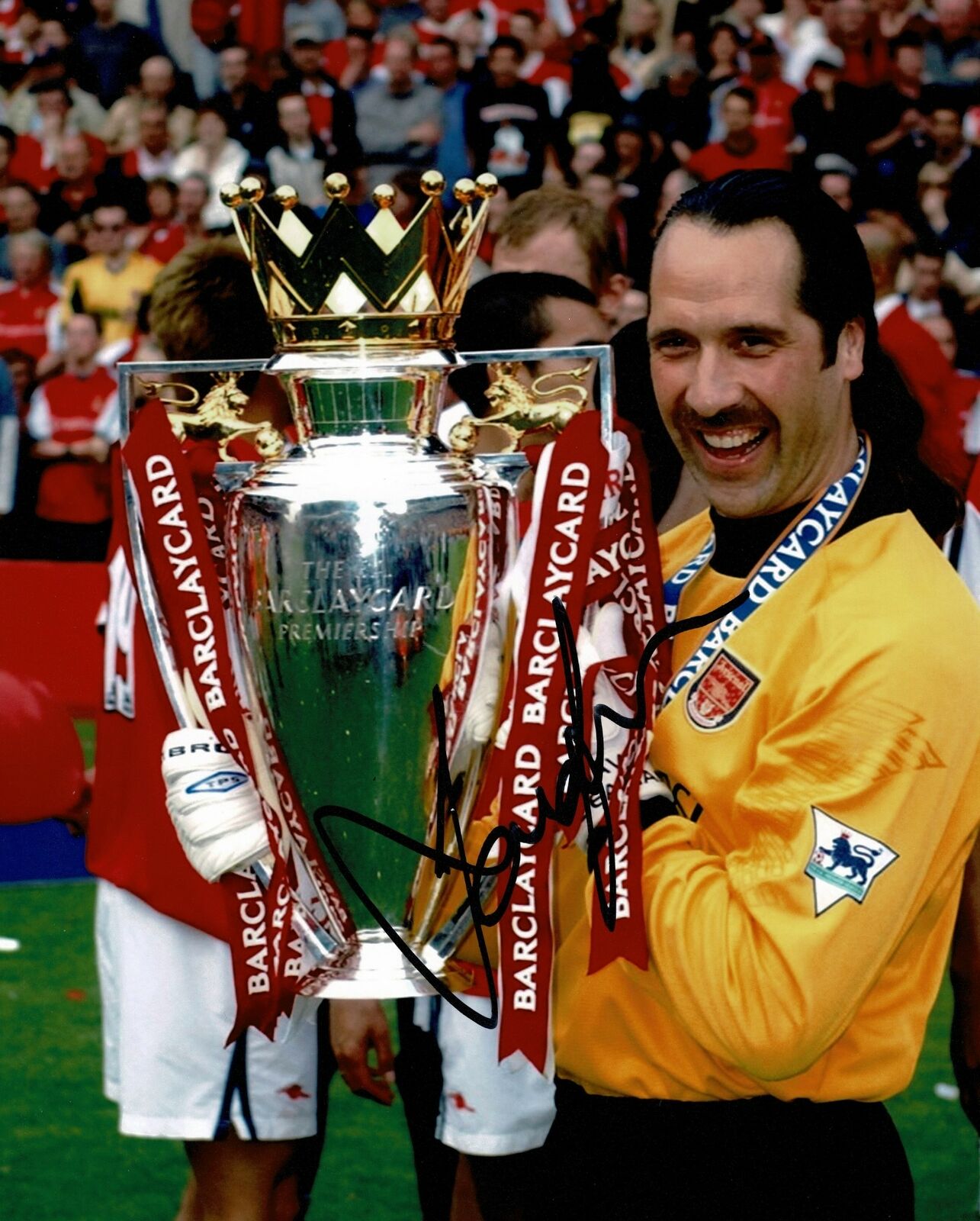 DAVID SEAMAN Signed 10X8 Photo Poster painting Arsenal FC Genuine Signature AFTAL COA (1120)