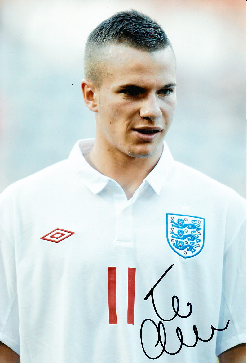 England Tom Cleverley Hand Signed Photo Poster painting 12x8 1.
