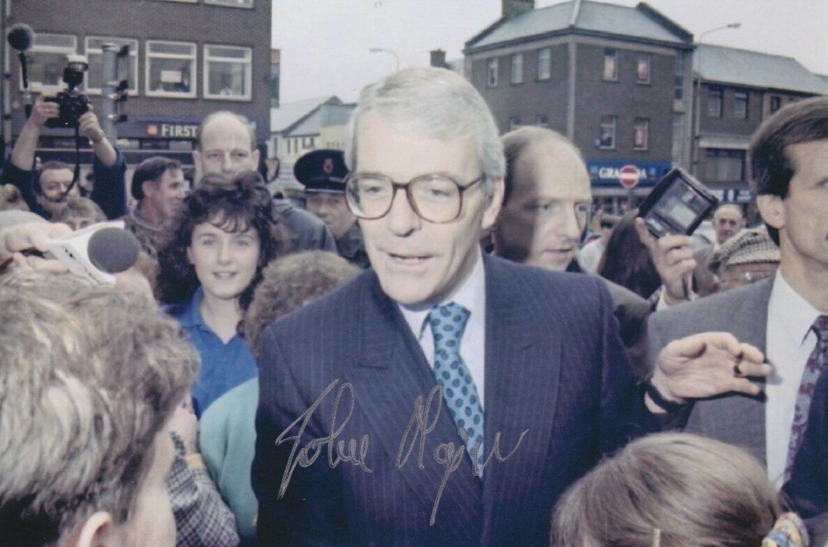 John Major Hand Signed 6x4 Photo Poster painting UK Prime Minister Autograph