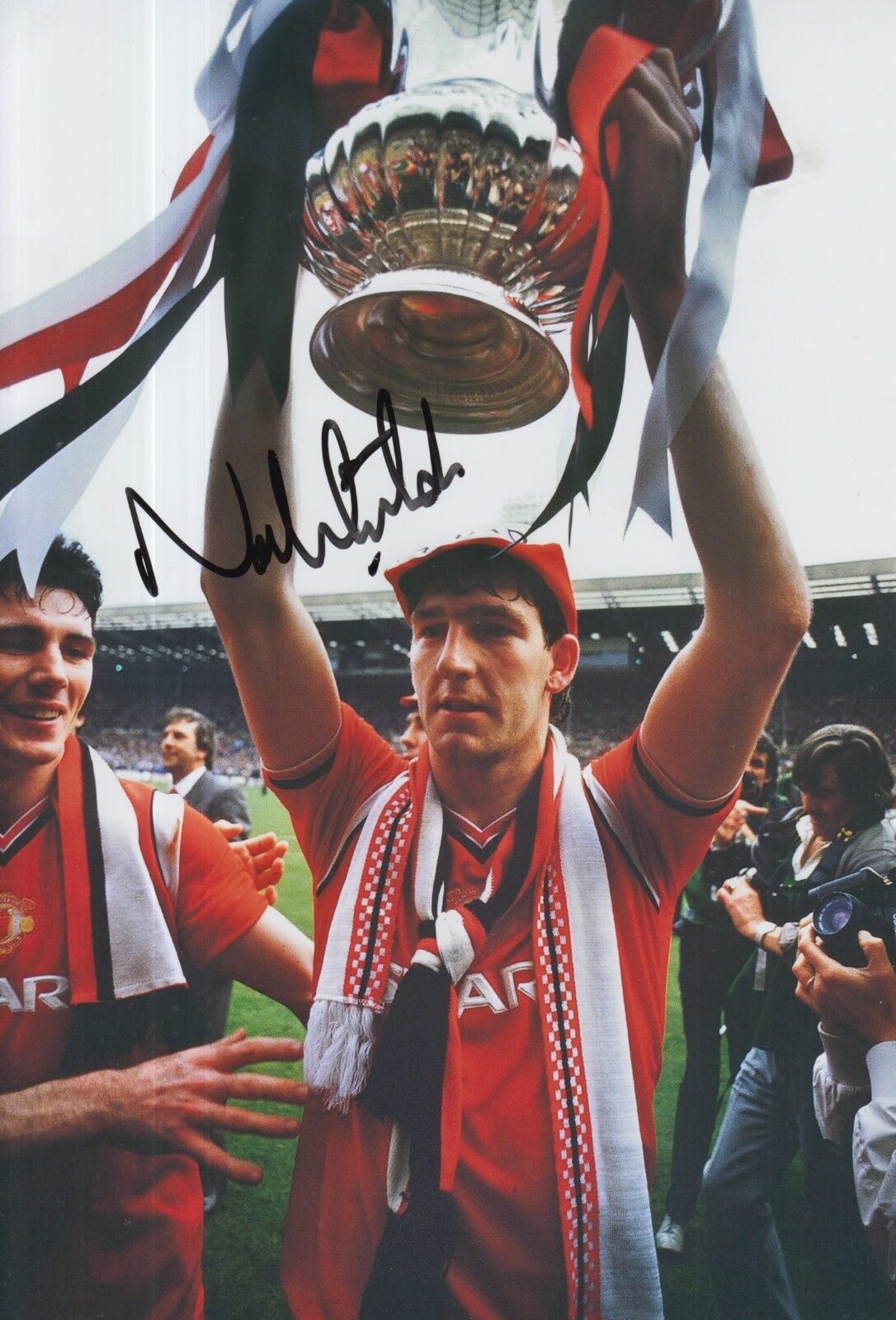 Norman Whiteside Hand Signed Manchester United 12x8 Photo Poster painting 2.