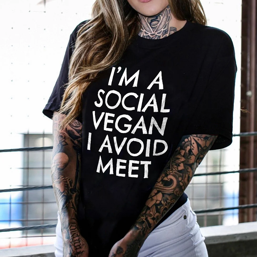 I'm A Social Vegan I Avoid Meet Print Women's T-shirt -  