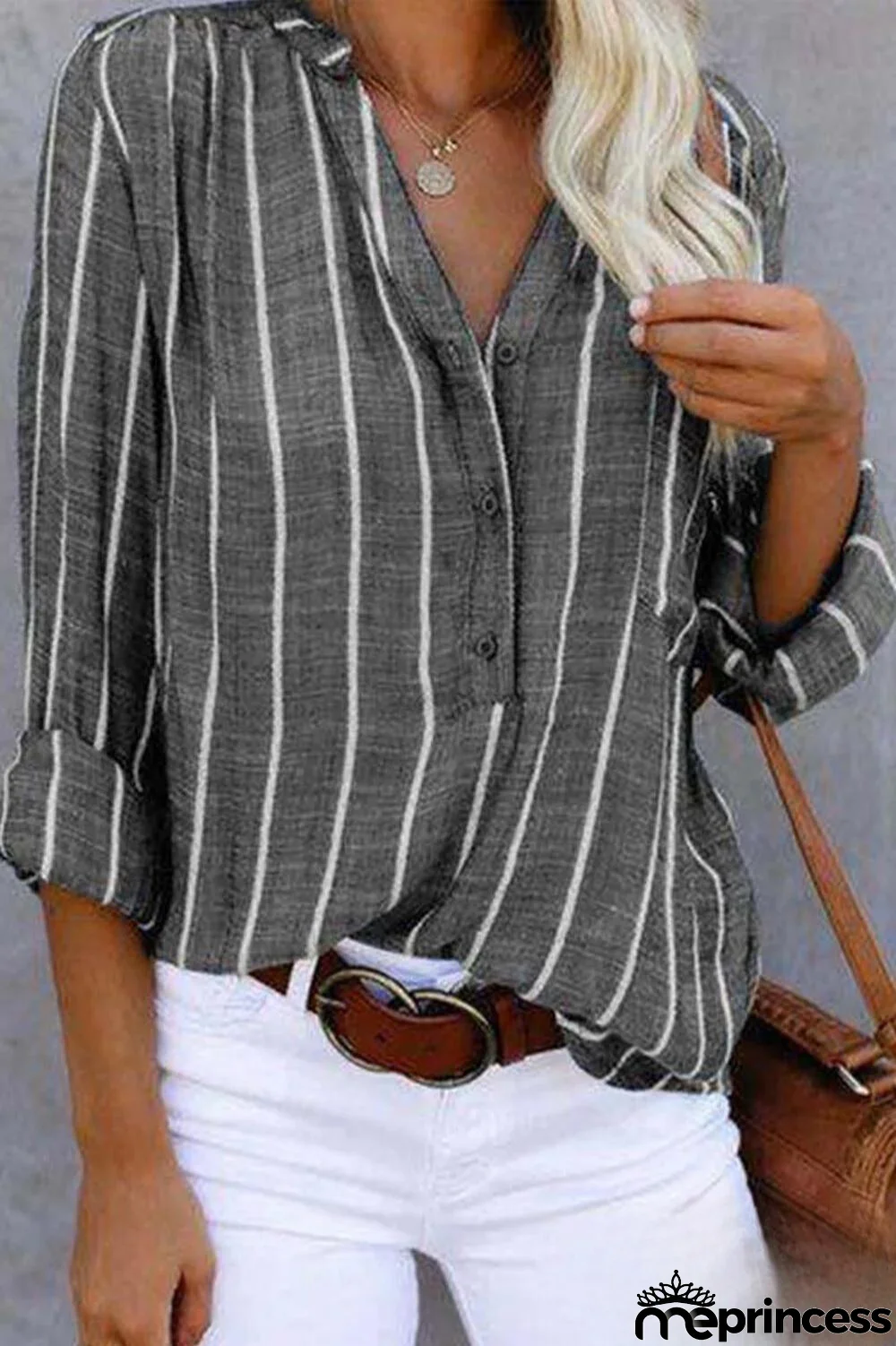 Elegant and Versatile Shirt