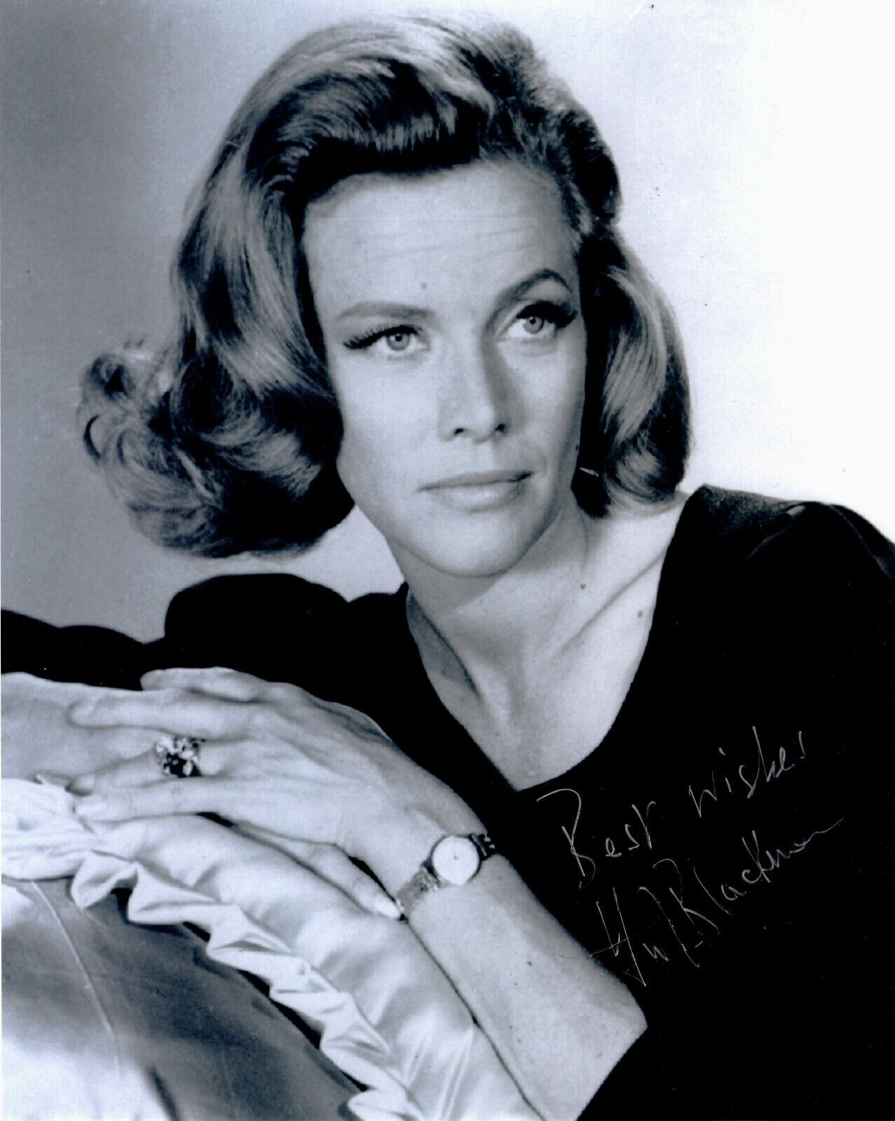 AUTOGRAPHED 8X10 SIGNED BY HONOR BLACKMAN STARRED IN GOLDFINGER UACC COA