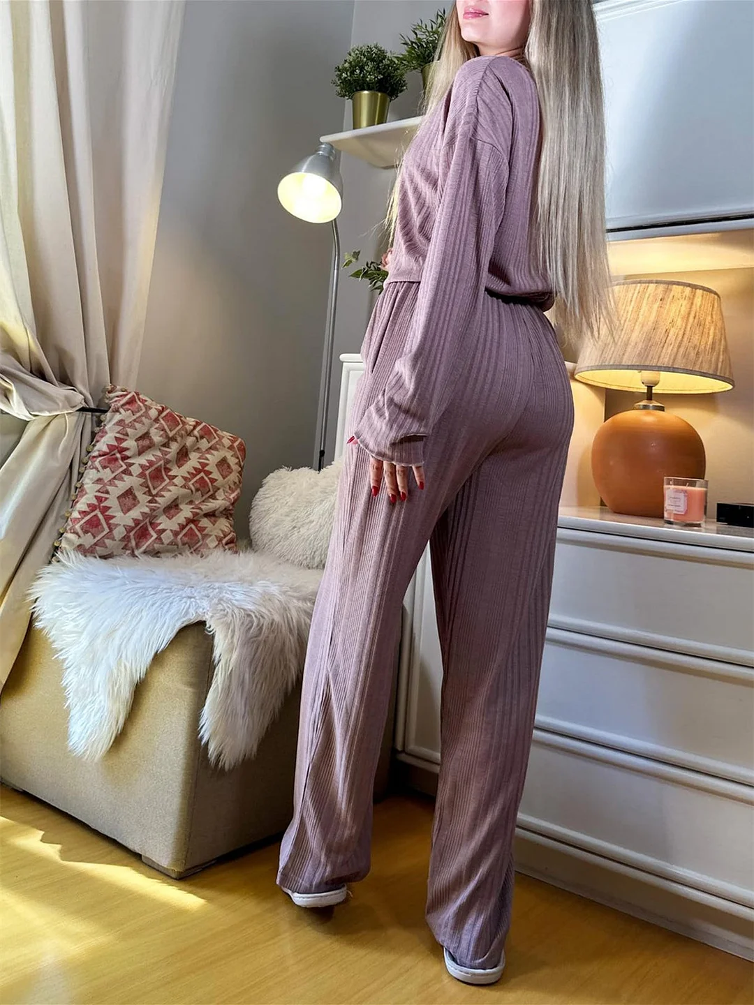 Women Half Sleeve V-neck Solid Color Dress