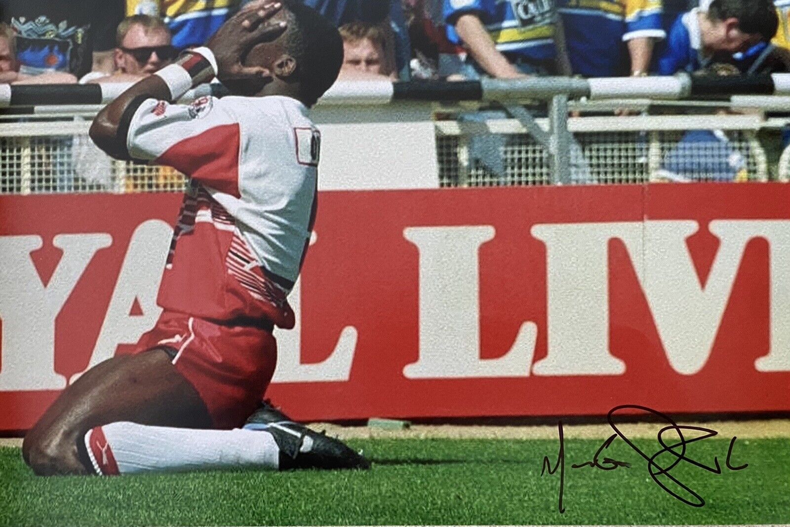 Martin Offiah Genuine Hand Signed St Helens 12x8 Photo Poster painting