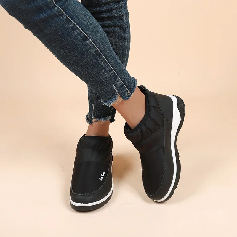 Yyvonne Cotton Shoes Women's New Sports Snow Boots Short Sleet Soft Bottom Flat Base Large Thick Thick To Keep Warm Boots