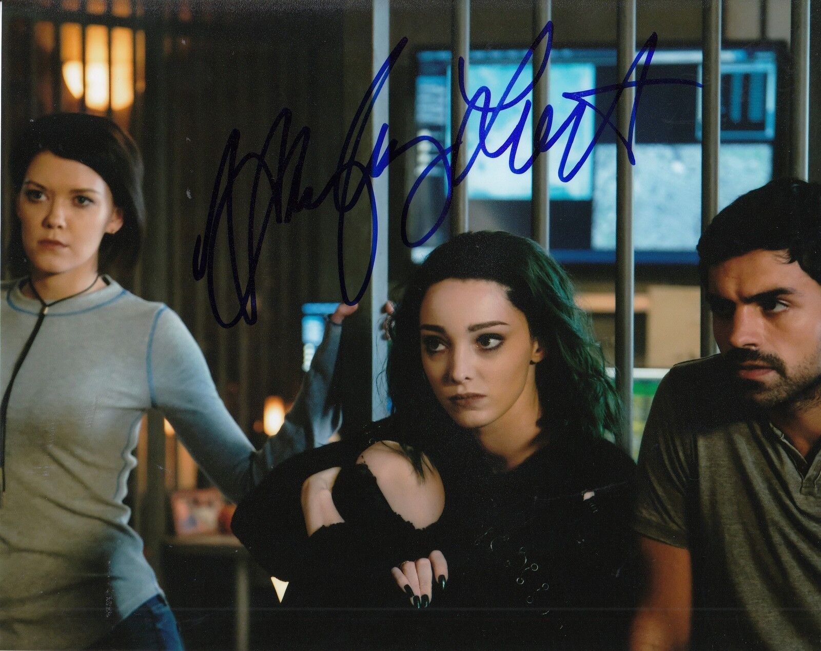 HAYLEY LOVITT signed (THE GIFTED) TV SHOW 8X10 Photo Poster painting *SAGE* W/COA #2