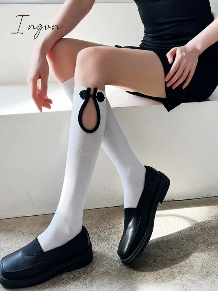 Ingvn - Casual Hollow Solid Color Disc Buckle Socks Accessories Long / White One_Size Warmers