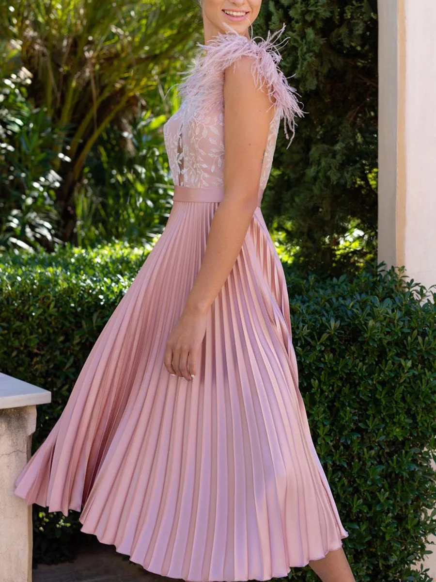 Elegant mesh pleated midi dress