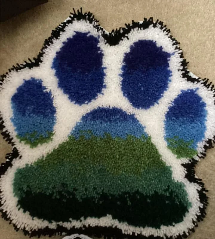 Lazy Dog Latch Hook Rug Kit