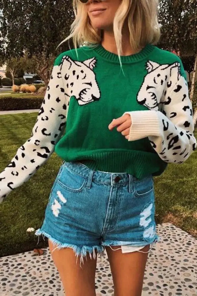 Ingvn - Snow Leopard Design Knit Sweater S / Green Tops