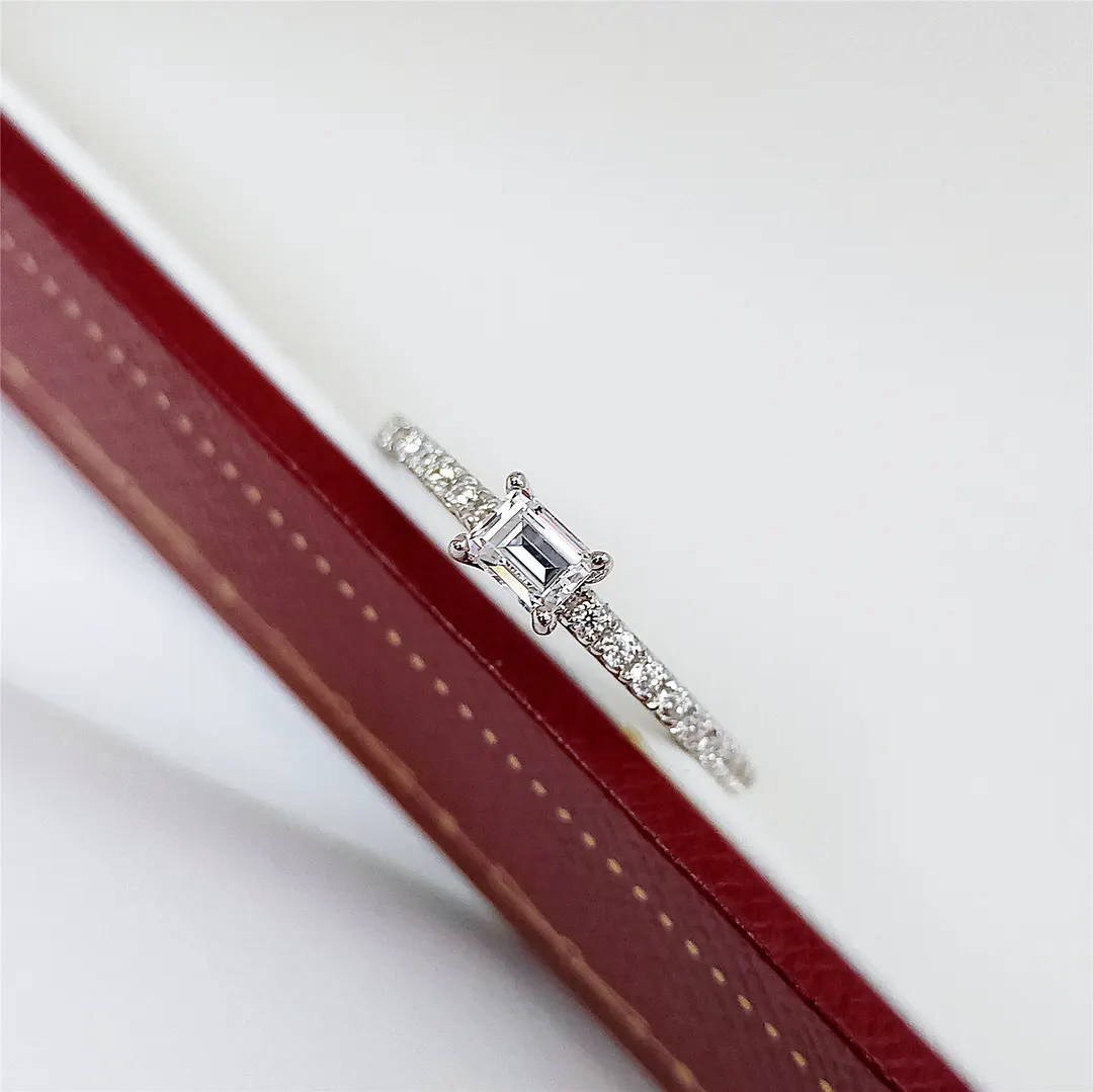 Etincelle ring 100% 925 Sterling Silver Emerald Cut  Engagement Ring Fine Jewelry 