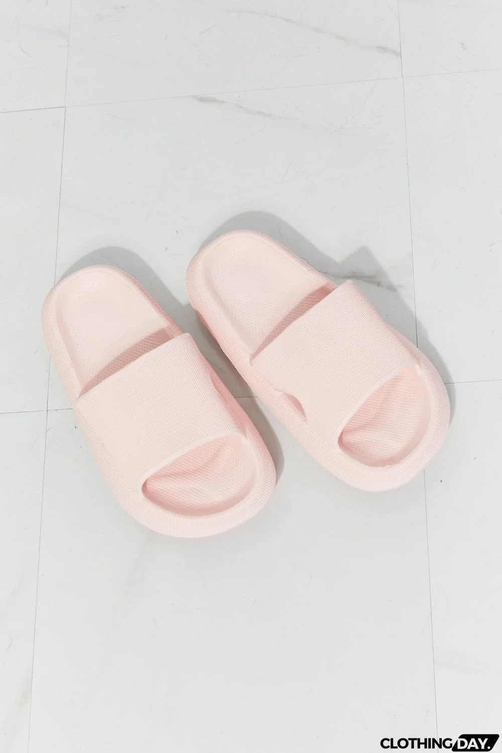 MMShoes Arms Around Me Open Toe Slide in Pink