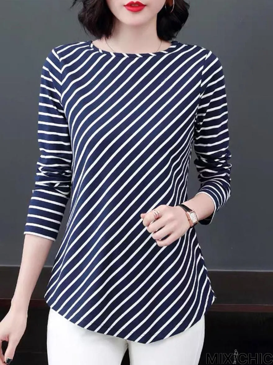 Loose T-Shirt with Round Collar and Long Sleeves