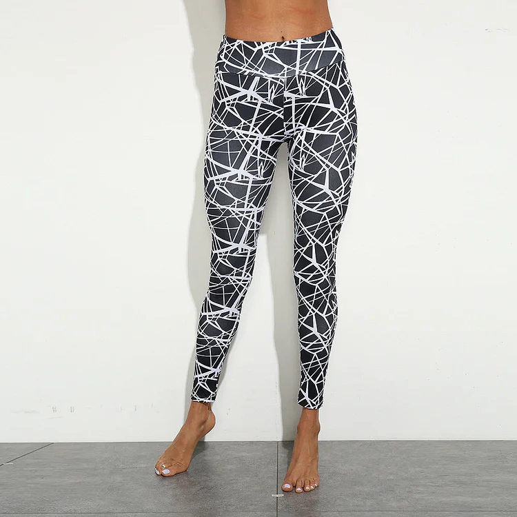 Black and White Line Digital Print Yoga Pants