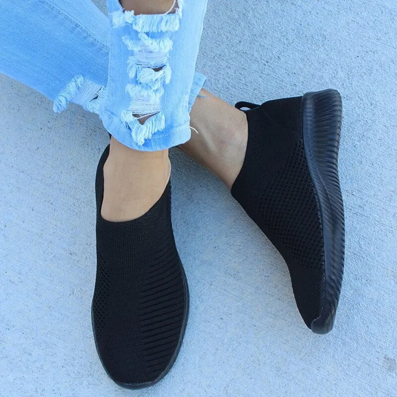 Plus Size 35-43 Women Mesh Flat Sneakers Autumn Female Vulcanized Knitting Shoes Ladies Slip On Breathable Casual Loafers