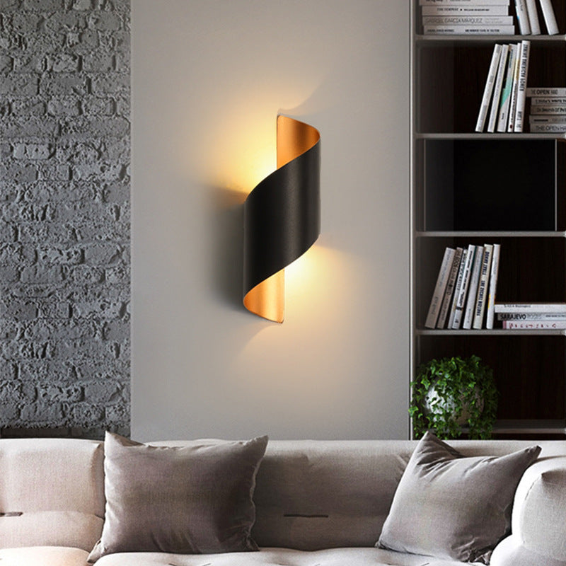 Modern Minimalist Curved PC Aluminum LED Wall Sconce Lamp For Outdoor