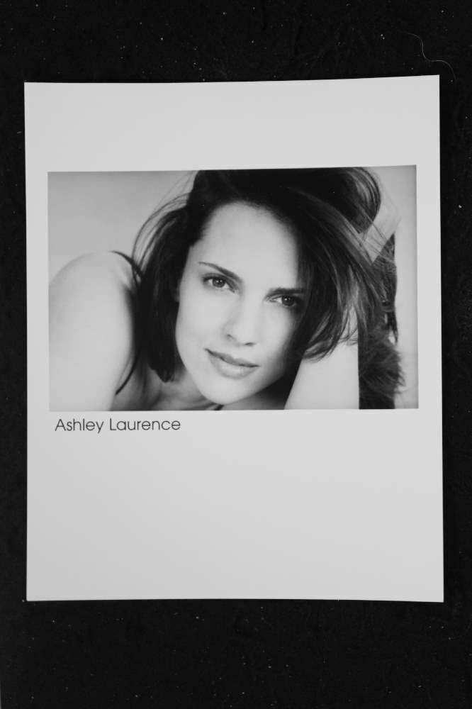 Ashley Laurence - 8x10 Headshot Photo Poster painting w/ Resume - HELLRAISER