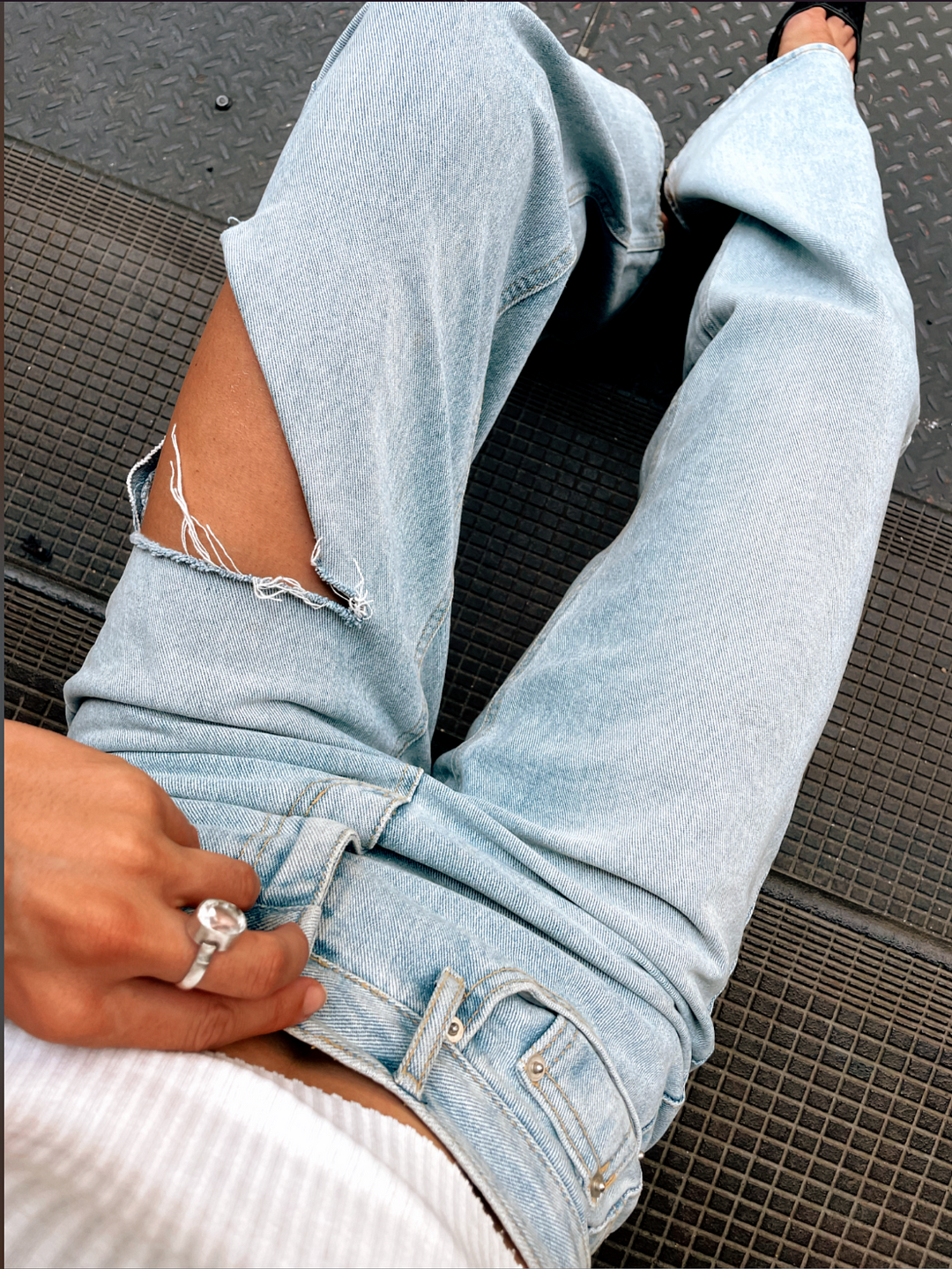 Brooklyn Slash Boyfriend Jeans