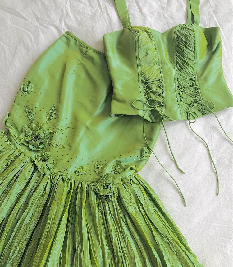 Green exquisite beaded two-piece satin long prom dress 