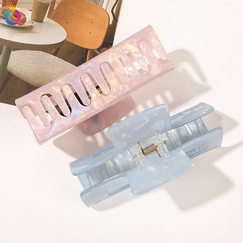 Women’s Minimalist Classic Style Solid Color PVC Hair Claws