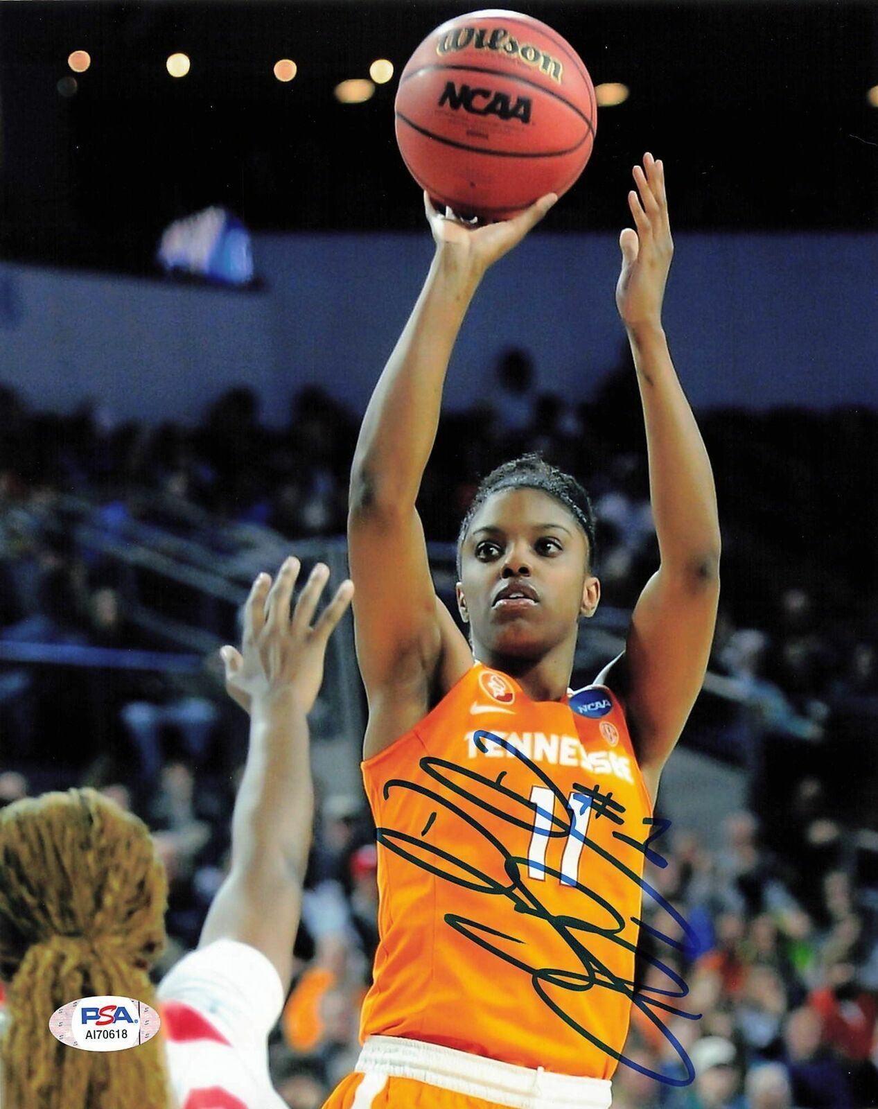 DIAMOND DeSHIELDS signed 8x10 Photo Poster painting PSA/DNA Tennessee Autographed