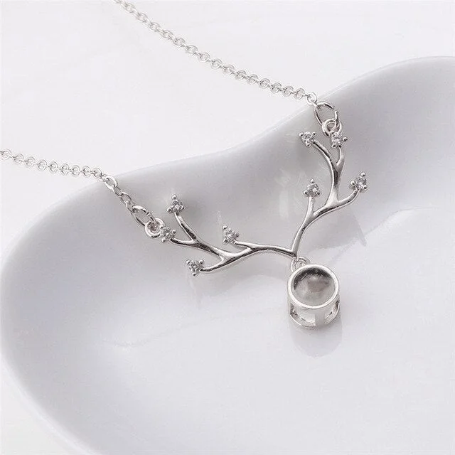 Buzzdaisy Eternal Memory Elk Moving pendant 100 Languages I Love You Necklace