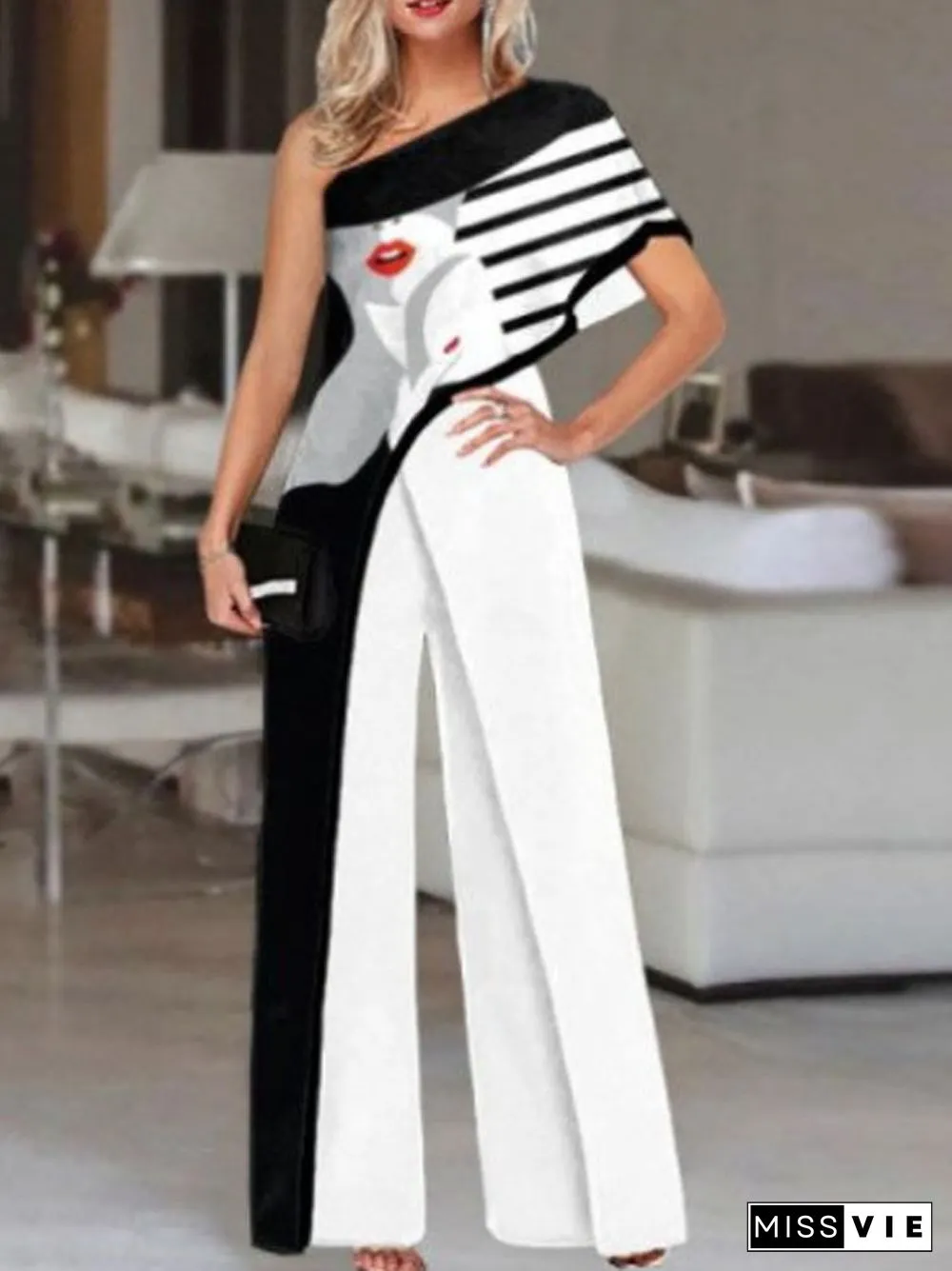 Effortlessly Stylish Womens Party Romper