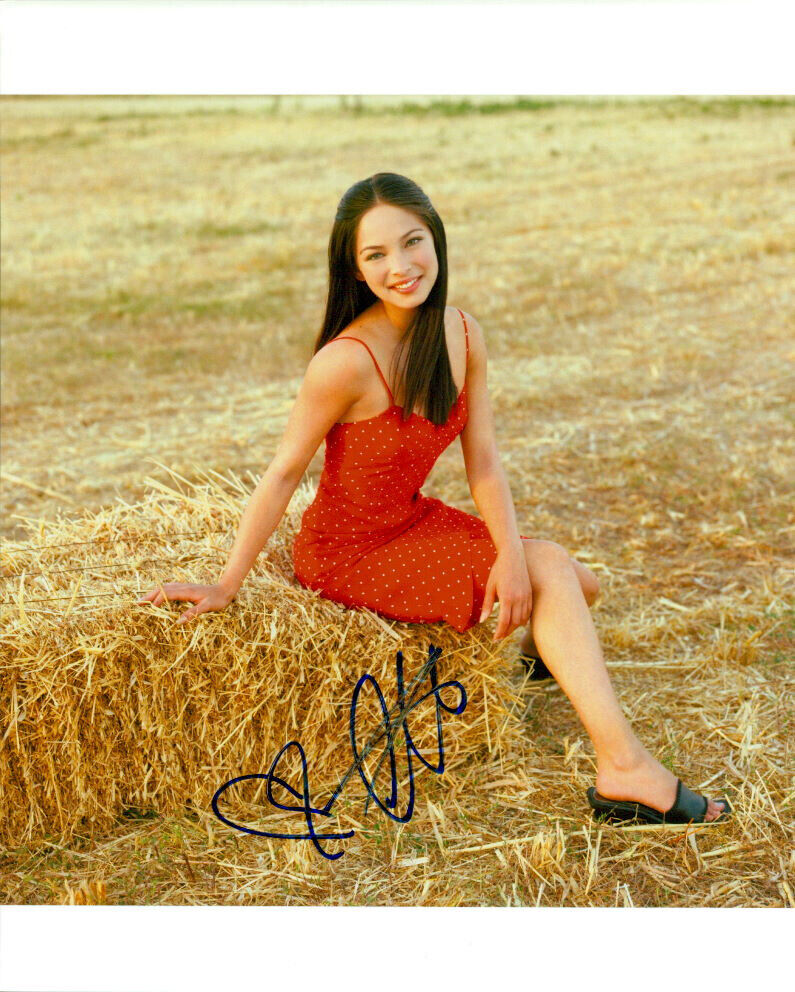 Kristin Kreuk (Smallville) signed authentic 8x10 Photo Poster painting COA