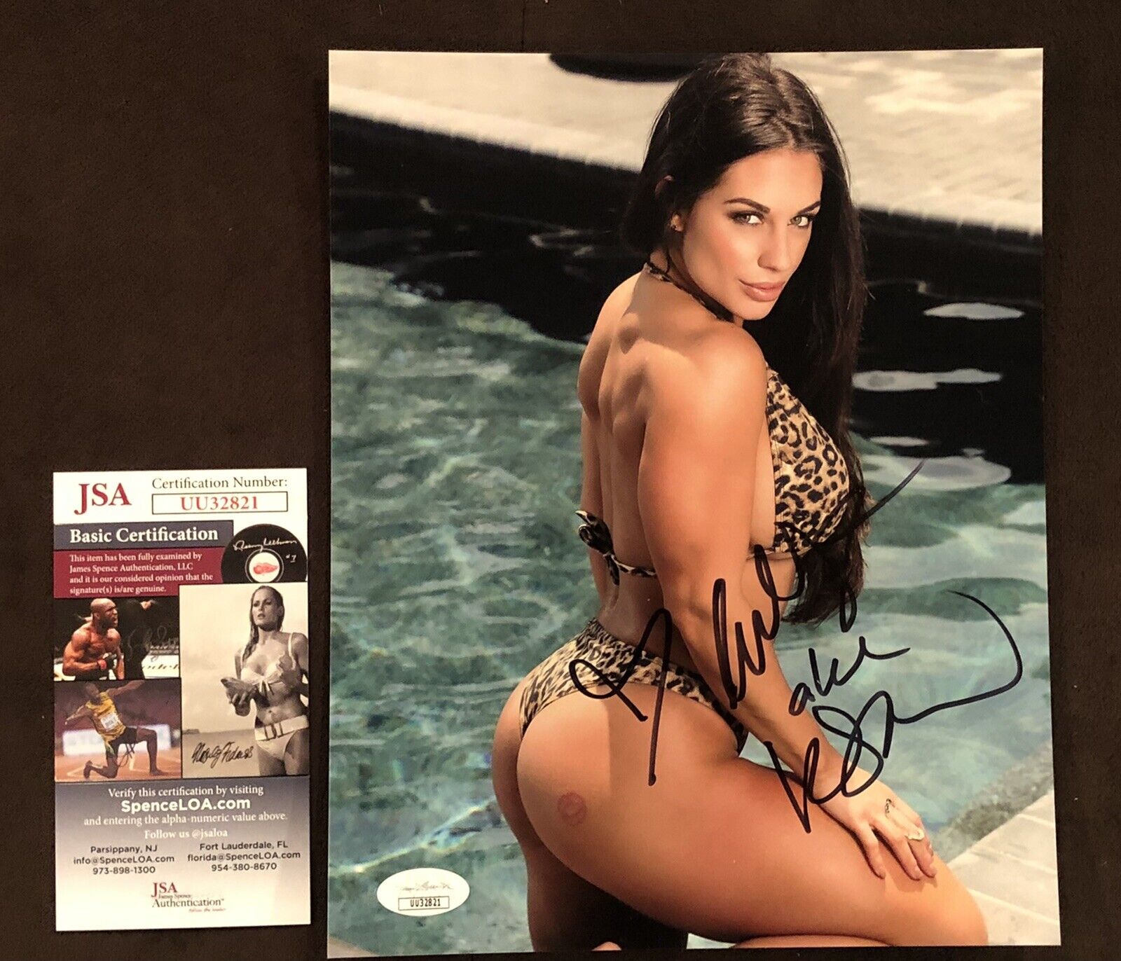 Celeste Bonin Kaitlyn SIGNED 8X10 Photo Poster painting Autograph Sexy Fitness Model ??WWE Diva