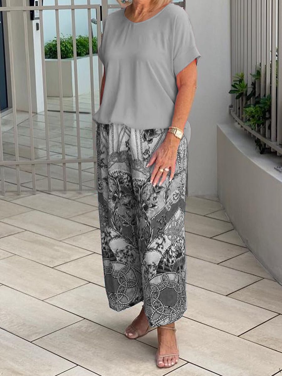 Women's Loose Top And Printed Pants Two-Piece Set