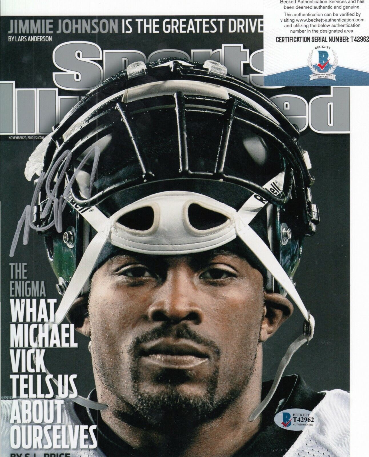 MICHAEL VICK signed (SPORTS ILLUSTRATED) Eagles 8X10 Photo Poster painting BECKETT BAS T42962