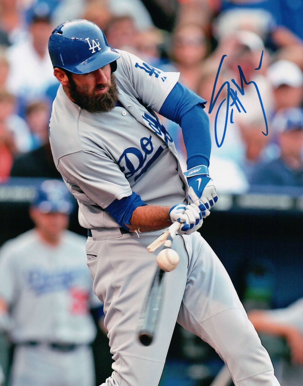 Scott Van Slyke Signed Autographed 8X10 Photo Poster painting LA Dodgers Road Shattering Bat COA