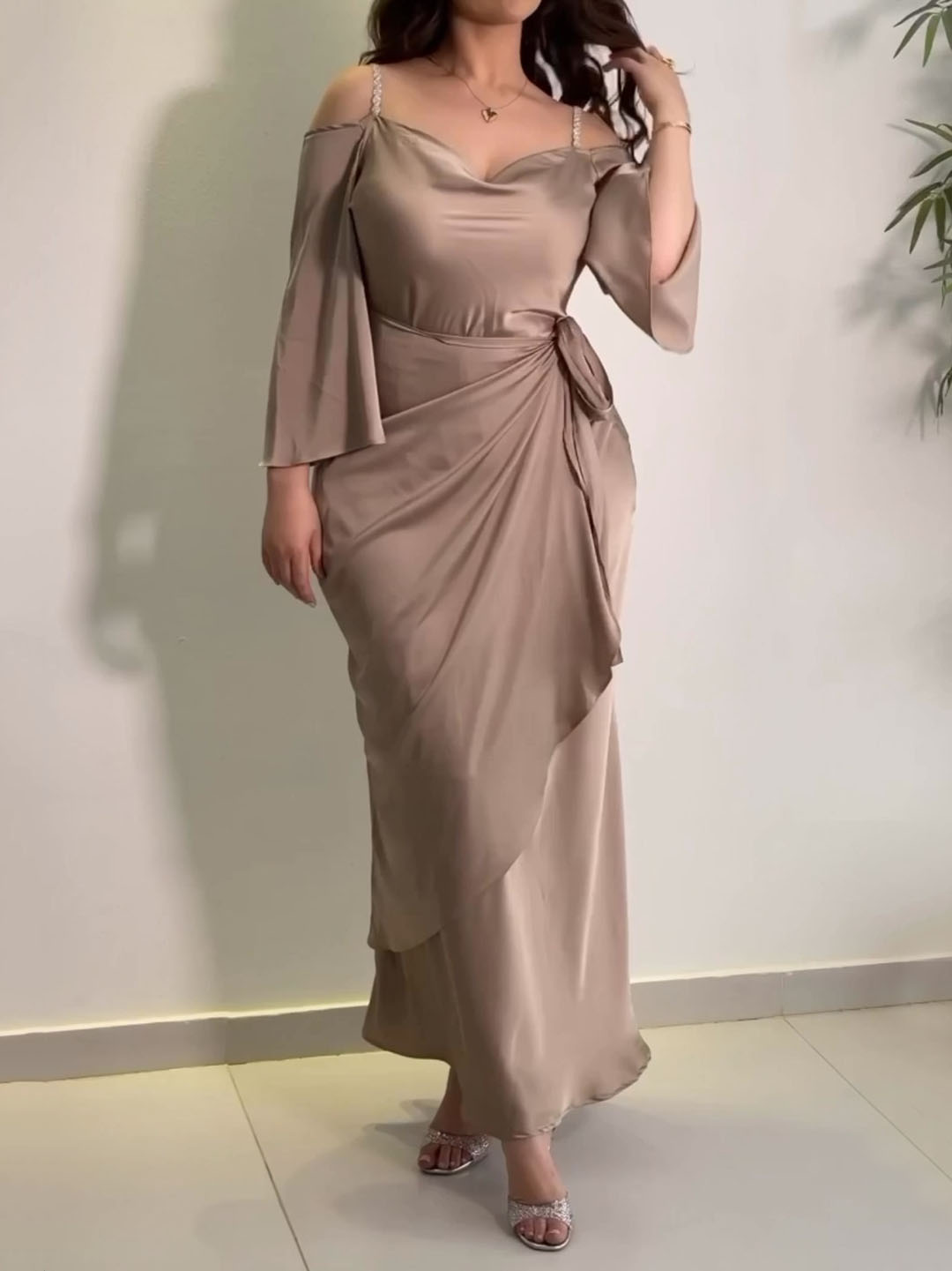 Elegant Off-shoulder Long-sleeve Lace-up Dress | Oxredo Shop Ramadan Sale